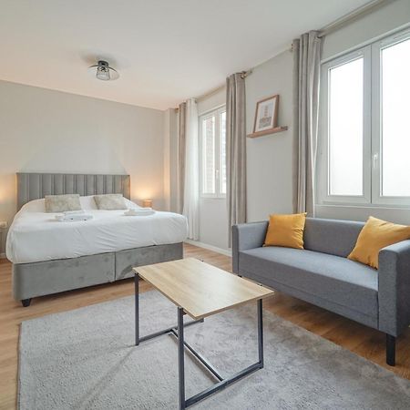 Trianon Saint Ouen Hotel Luaran gambar