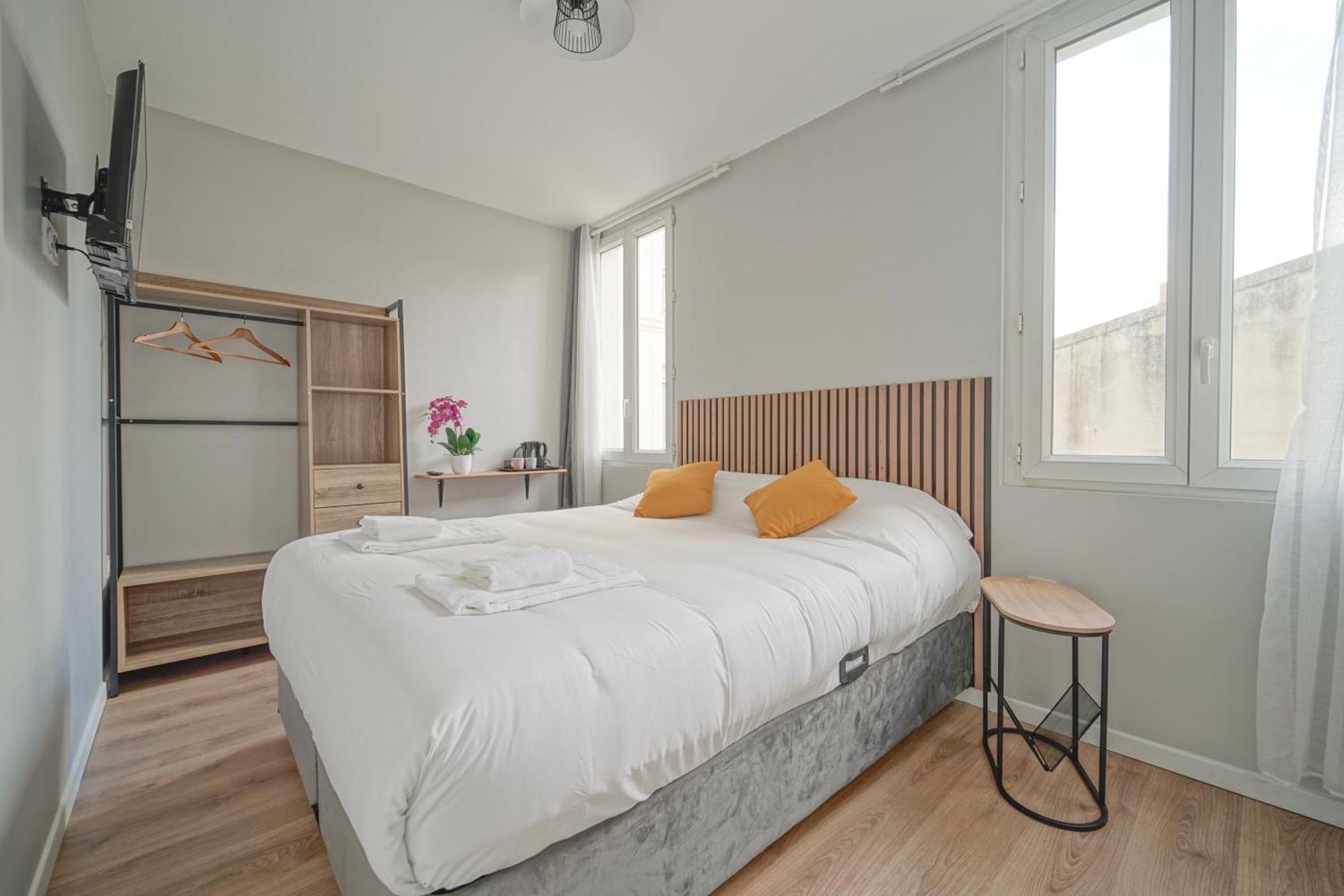 Trianon Saint Ouen Hotel Luaran gambar