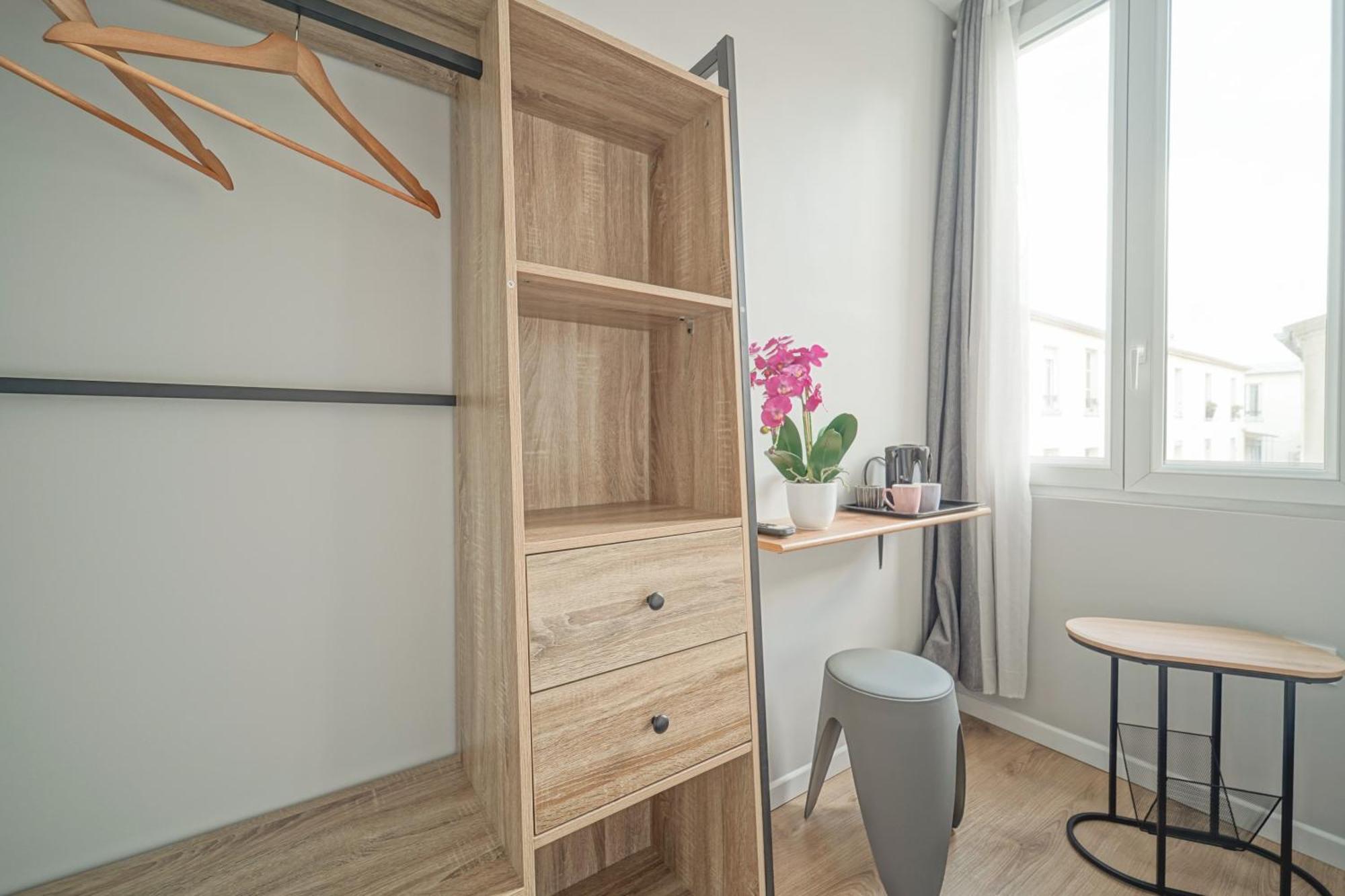 Trianon Saint Ouen Hotel Luaran gambar