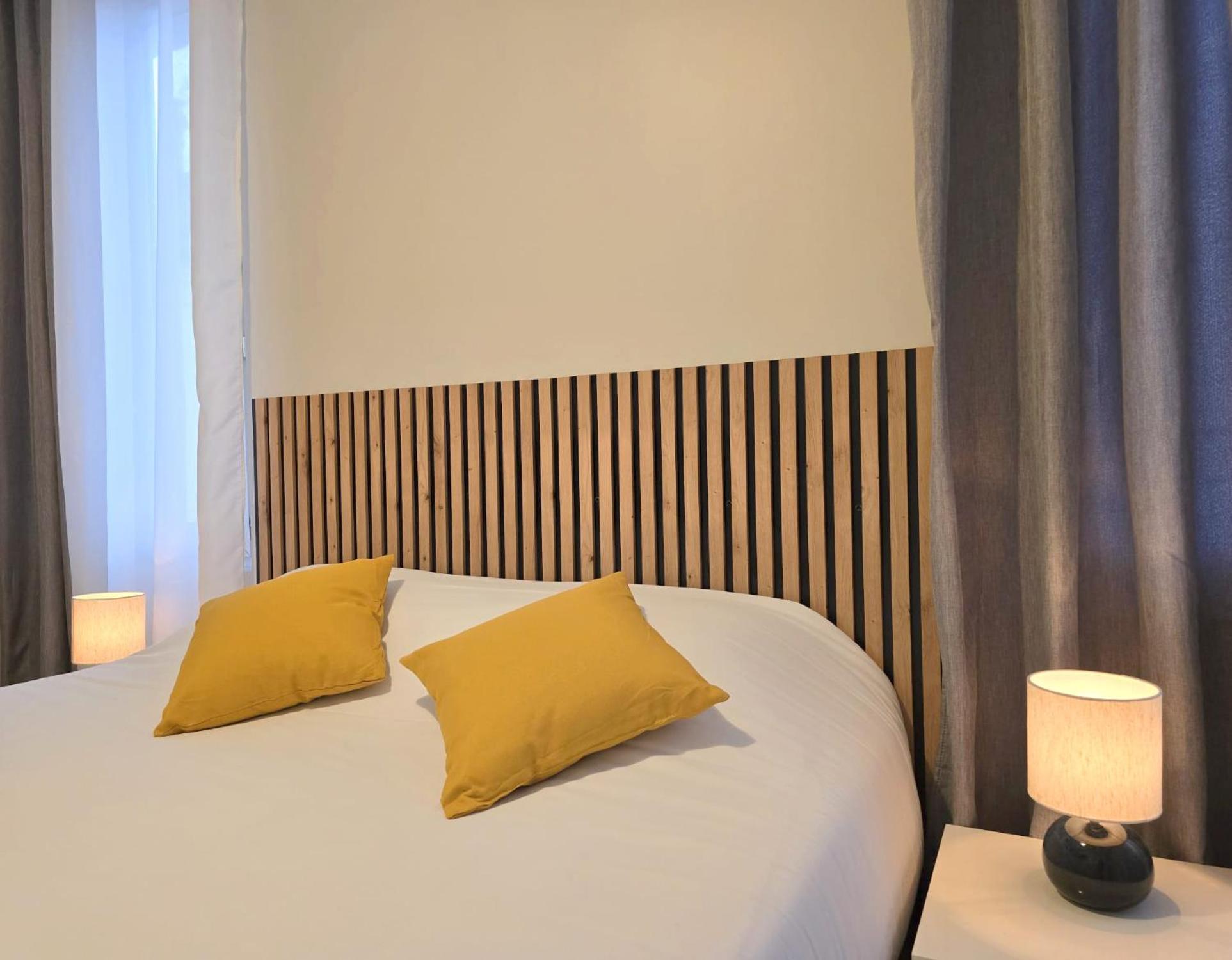 Trianon Saint Ouen Hotel Luaran gambar